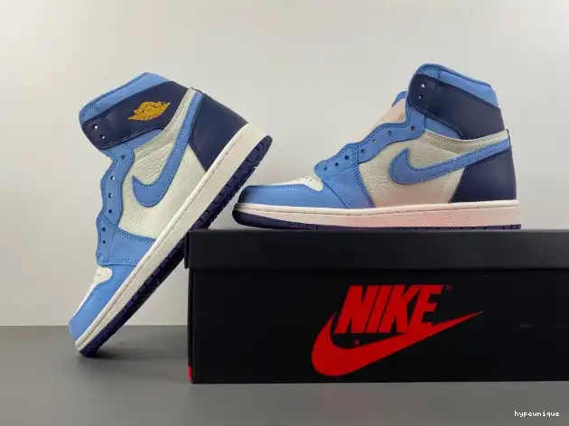 HYPE WMNS OG FD2596-400 Jordan 1 Air First High Flight in 0507
